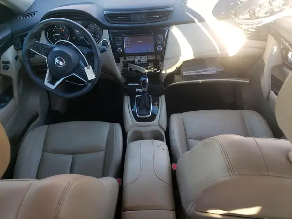 JN8AT2MT4HW380839 2017 NISSAN ROGUE - Image 8