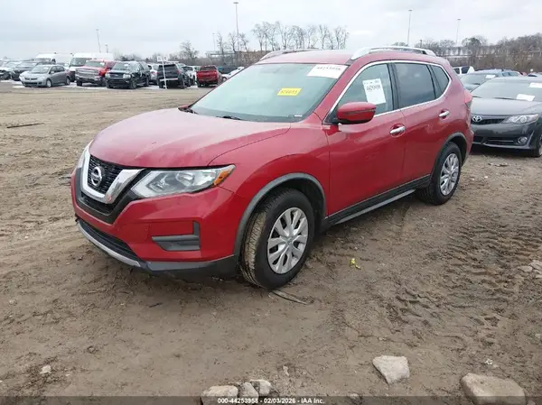 JN8AT2MT4HW381747 2017 NISSAN ROGUE - Image 2