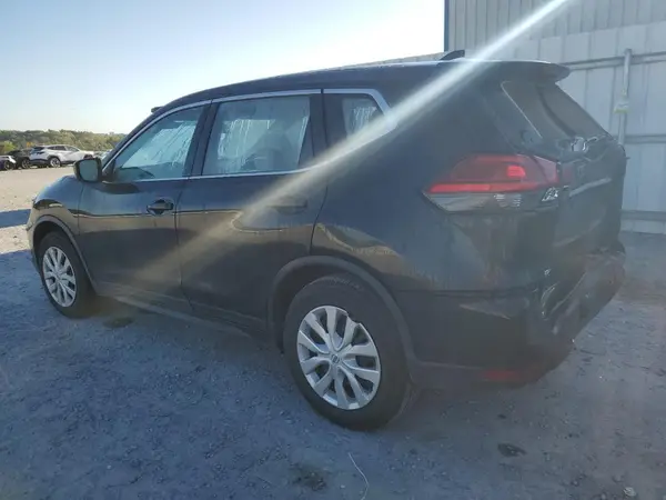 JN8AT2MT4HW381957 2017 NISSAN ROGUE - Image 2