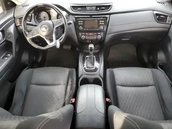 JN8AT2MT4HW382297 2017 NISSAN ROGUE - Image 8