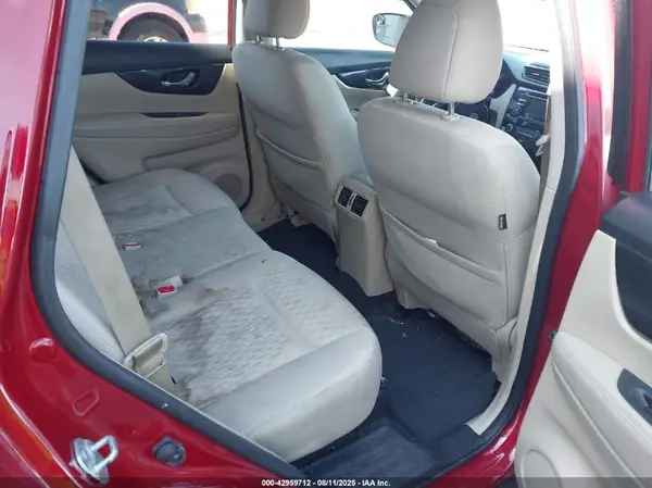 JN8AT2MT4HW384115 2017 NISSAN ROGUE - Image 8