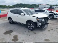 JN8AT2MT4HW384440 2017 NISSAN ROGUE