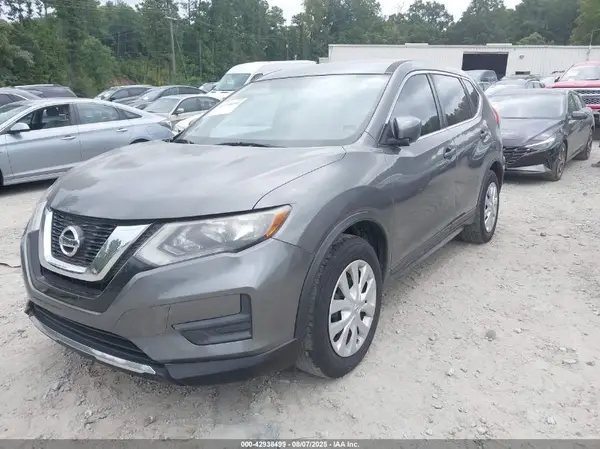 JN8AT2MT4HW384731 2017 NISSAN ROGUE - Image 2