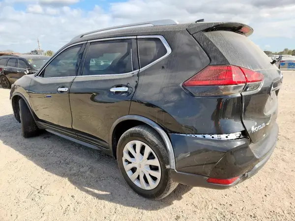 JN8AT2MT4HW386480 2017 NISSAN ROGUE - Image 2