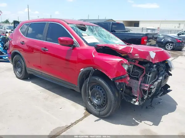 JN8AT2MT4HW386723 2017 NISSAN ROGUE - Image 1
