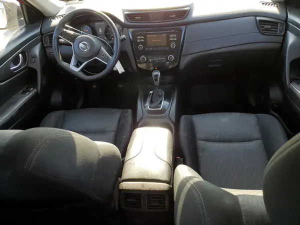 JN8AT2MT4HW387483 2017 NISSAN ROGUE - Image 8