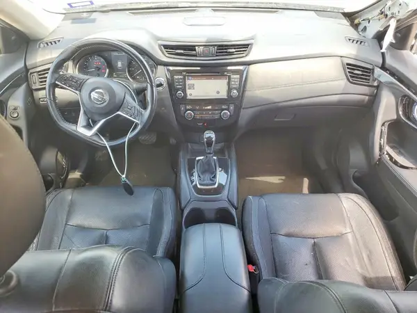 JN8AT2MT4HW390917 2017 NISSAN ROGUE - Image 8