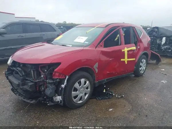 JN8AT2MT4HW391257 2017 NISSAN ROGUE - Image 2