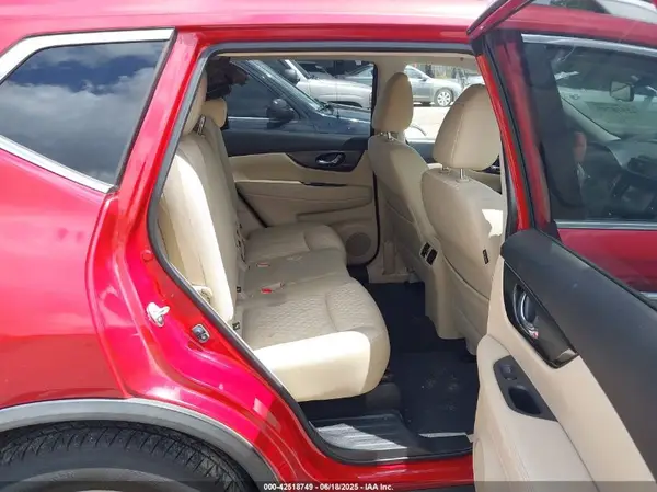JN8AT2MT4HW397320 2017 NISSAN ROGUE - Image 8