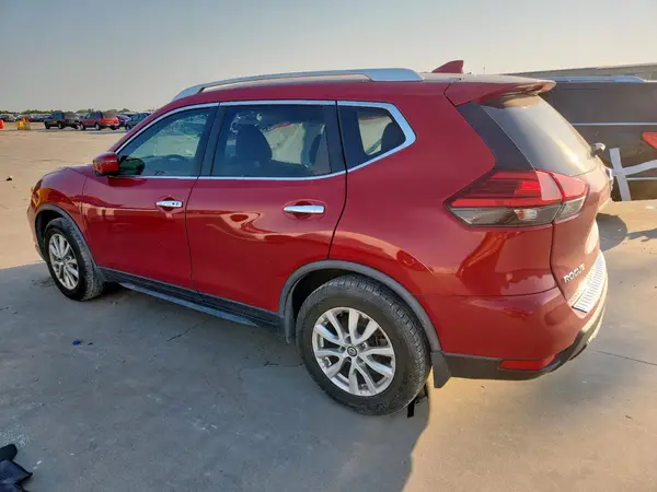 JN8AT2MT4HW397589 2017 NISSAN ROGUE - Image 2