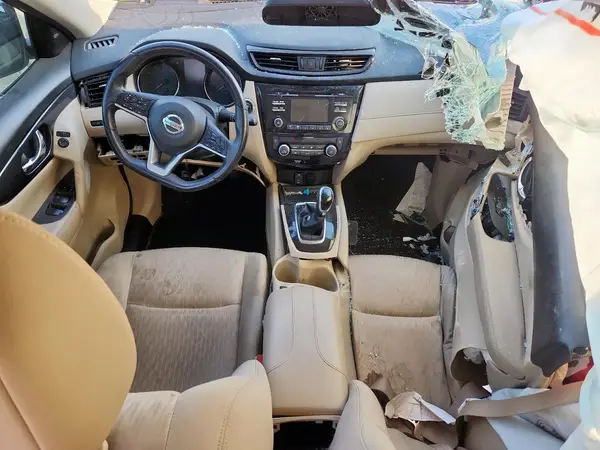 JN8AT2MT4HW397589 2017 NISSAN ROGUE - Image 8