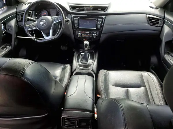 JN8AT2MT4HW398239 2017 NISSAN ROGUE - Image 8