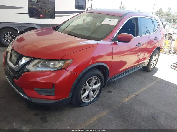 JN8AT2MT4HW398712 2017 NISSAN ROGUE - Image 2