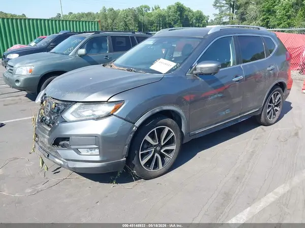 JN8AT2MT4HW399696 2017 NISSAN ROGUE - Image 2