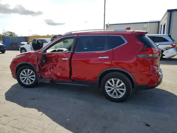 JN8AT2MT4HW404315 2017 NISSAN ROGUE - Image 2