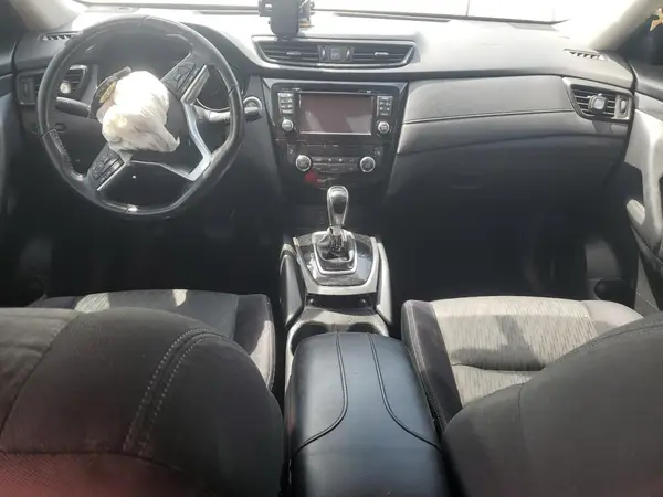JN8AT2MT4HW404377 2017 NISSAN ROGUE - Image 8