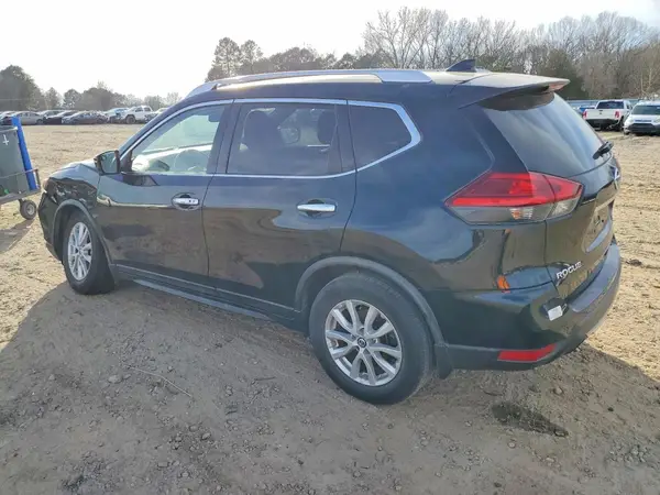 JN8AT2MT4HW404637 2017 NISSAN ROGUE - Image 2