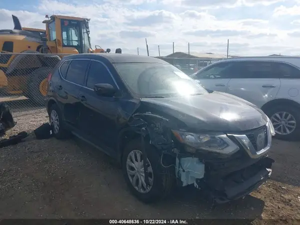 JN8AT2MT4HW404895 2017 NISSAN ROGUE - Image 1