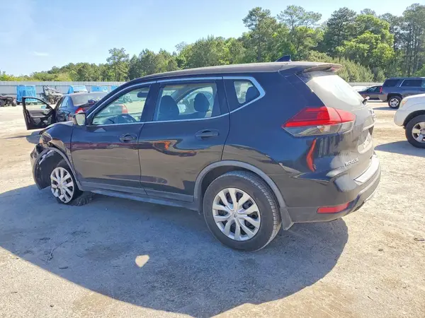 JN8AT2MT4HW405383 2017 NISSAN ROGUE - Image 2