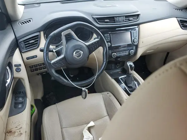 JN8AT2MT4HW406291 2017 NISSAN ROGUE - Image 8