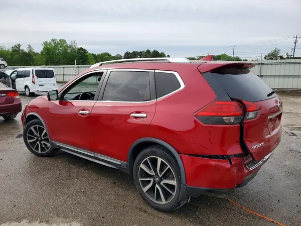 JN8AT2MT4HW407814 2017 NISSAN ROGUE - Image 2