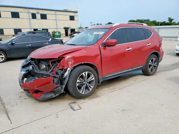 JN8AT2MT4HW408073 2017 NISSAN ROGUE - Image 1