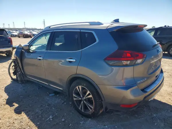 JN8AT2MT4JW452872 2018 NISSAN ROGUE - Image 2