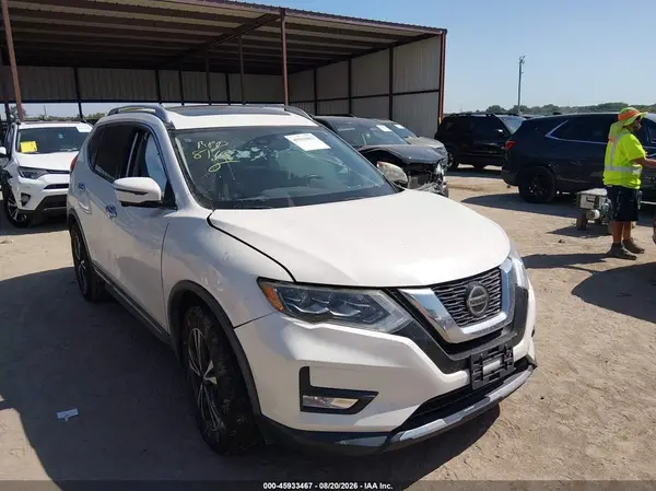 JN8AT2MT4JW453763 2018 NISSAN ROGUE - Image 1