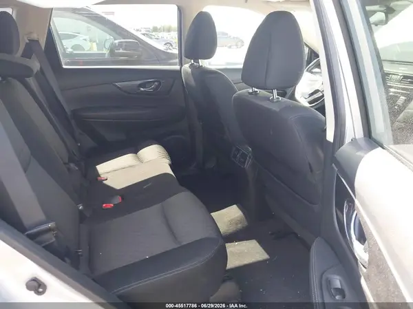 JN8AT2MT4JW454542 2018 NISSAN ROGUE - Image 8