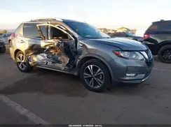 JN8AT2MT4JW457764 2018 NISSAN ROGUE