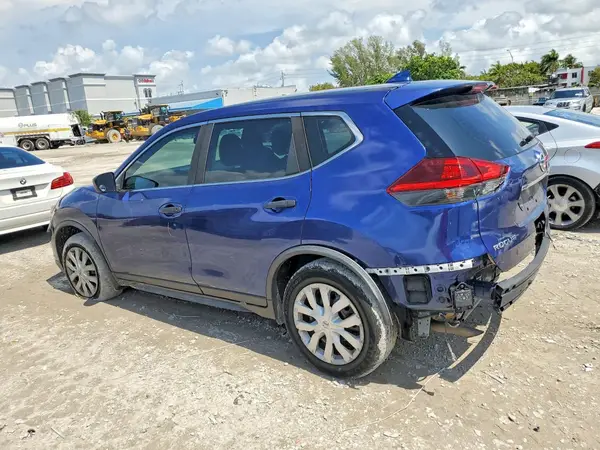 JN8AT2MT4JW460793 2018 NISSAN ROGUE - Image 2
