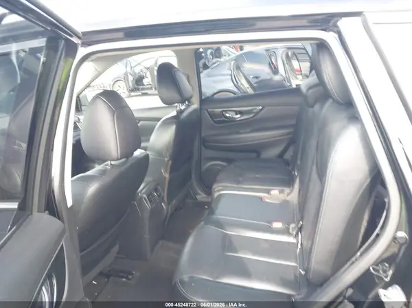 JN8AT2MT4JW462866 2018 NISSAN ROGUE - Image 8
