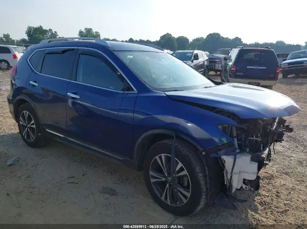 JN8AT2MT4JW463807 2018 NISSAN ROGUE - Image 1