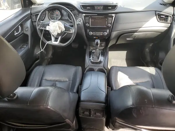 JN8AT2MT4JW465797 2018 NISSAN ROGUE - Image 8