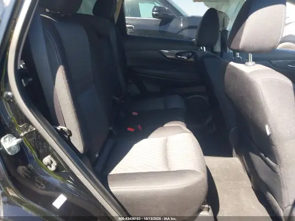 JN8AT2MT4JW470739 2018 NISSAN ROGUE - Image 8