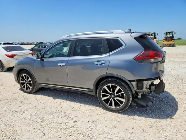 JN8AT2MT4JW486178 2018 NISSAN ROGUE - Image 2