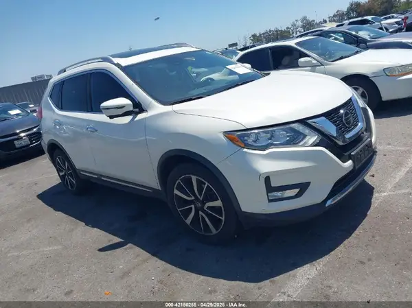 JN8AT2MT4JW486942 2018 NISSAN ROGUE - Image 1