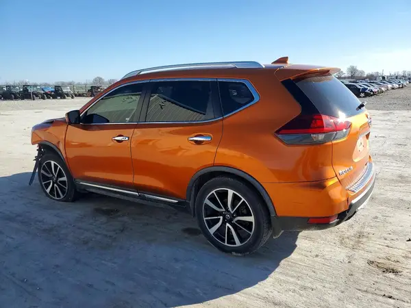 JN8AT2MT4JW487489 2018 NISSAN ROGUE - Image 2