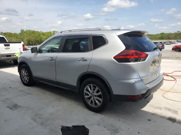 JN8AT2MT4JW489307 2018 NISSAN ROGUE - Image 2