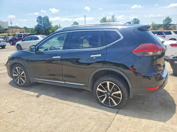 JN8AT2MT4JW489839 2018 NISSAN ROGUE - Image 2