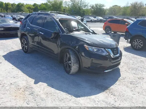 JN8AT2MT4KW250082 2019 NISSAN ROGUE - Image 1