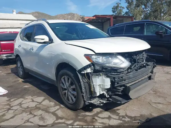 JN8AT2MT4KW255007 2019 NISSAN ROGUE - Image 1