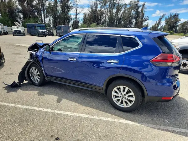 JN8AT2MT4KW255072 2019 NISSAN ROGUE - Image 2