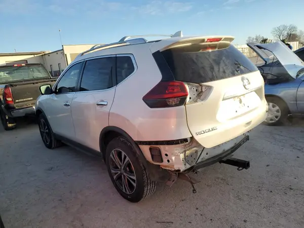 JN8AT2MT4KW262460 2019 NISSAN ROGUE - Image 2