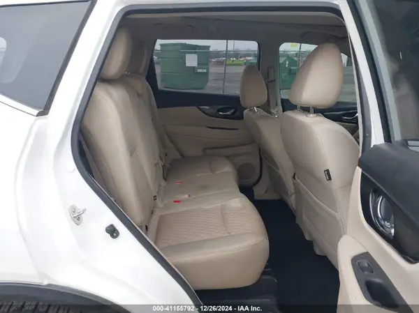 JN8AT2MT4KW263267 2019 NISSAN ROGUE - Image 8