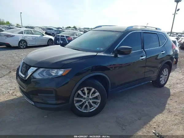 JN8AT2MT4KW266105 2019 NISSAN ROGUE - Image 2