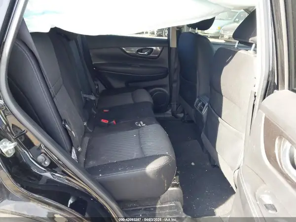JN8AT2MT4KW266105 2019 NISSAN ROGUE - Image 8