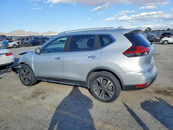 JN8AT2MT4KW267965 2019 NISSAN ROGUE - Image 2