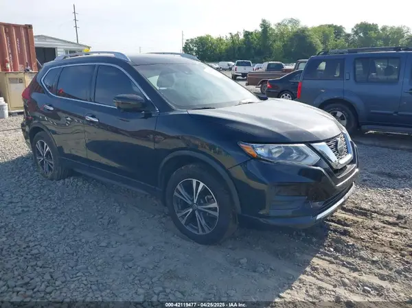 JN8AT2MT4KW268243 2019 NISSAN ROGUE - Image 1