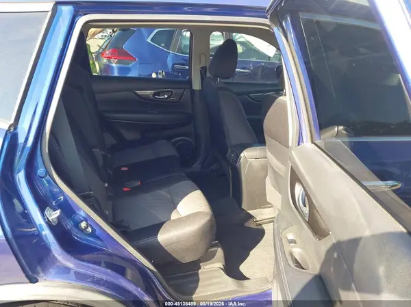 JN8AT2MT4KW501165 2019 NISSAN ROGUE - Image 8